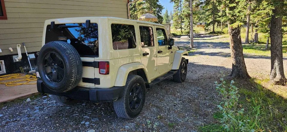 Jeep Wrangler 2011 photo 4