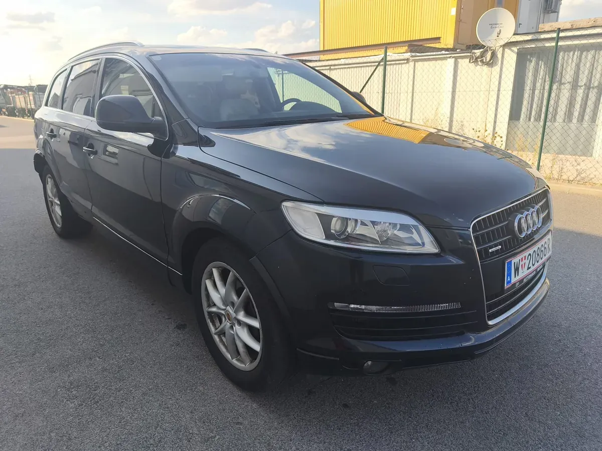 Audi Q7 2006 photo 3
