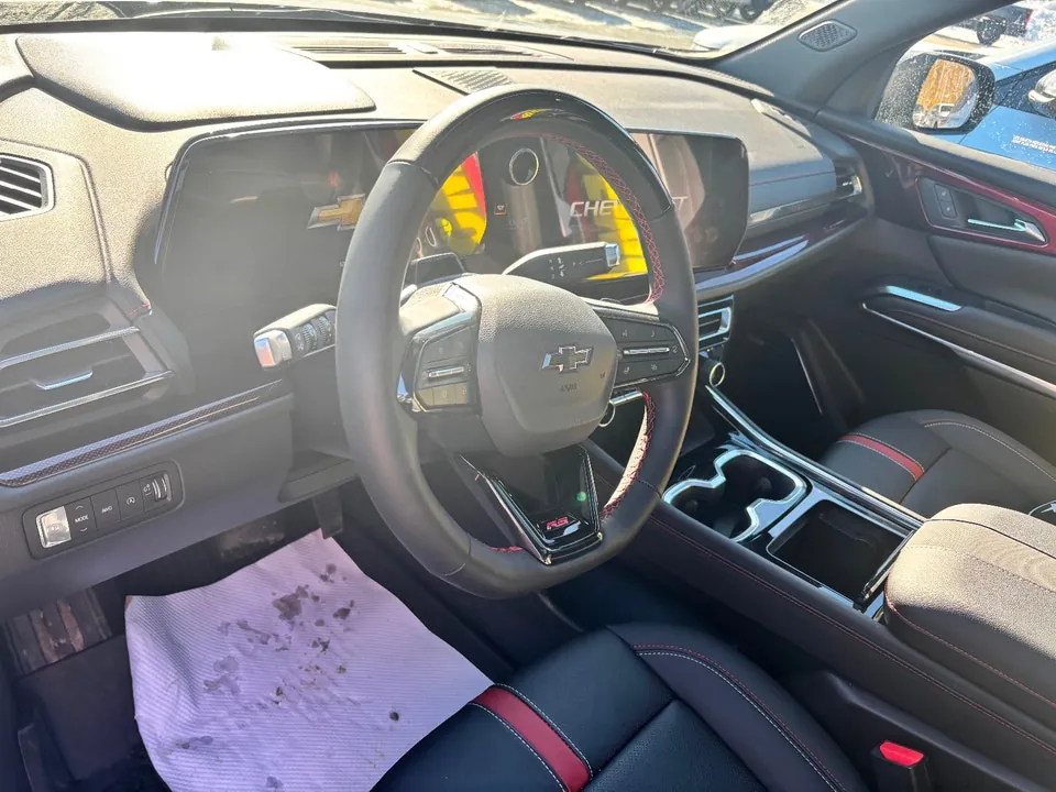 Chevrolet Traverse 2026 photo 2