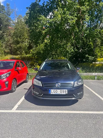 Volkswagen Passat 2011 photo 3