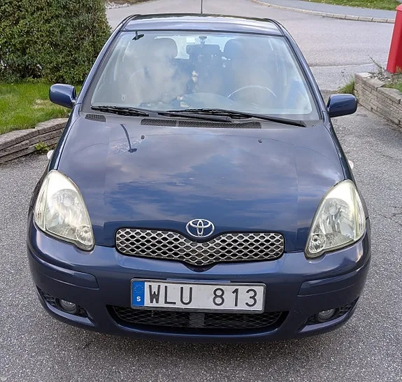 Toyota Yaris 2005 photo 4
