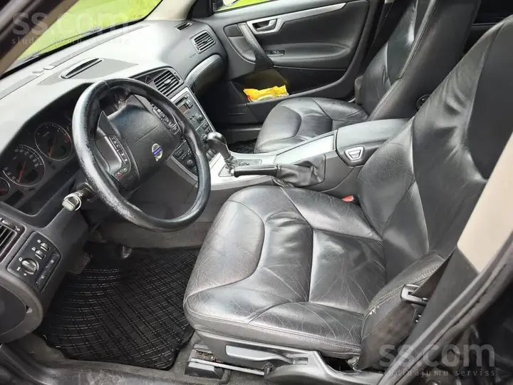 Volvo V70 2005 photo 3