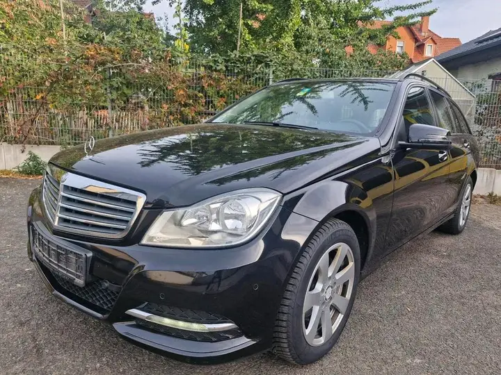 Mercedes-Benz C180
