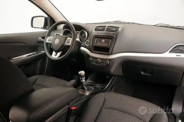 Fiat Freemont 2012 photo 3
