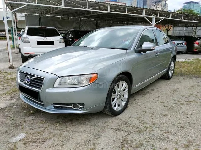 Volvo S80