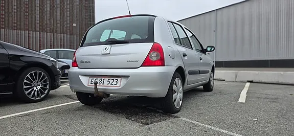 Renault Clio 2008 photo 4