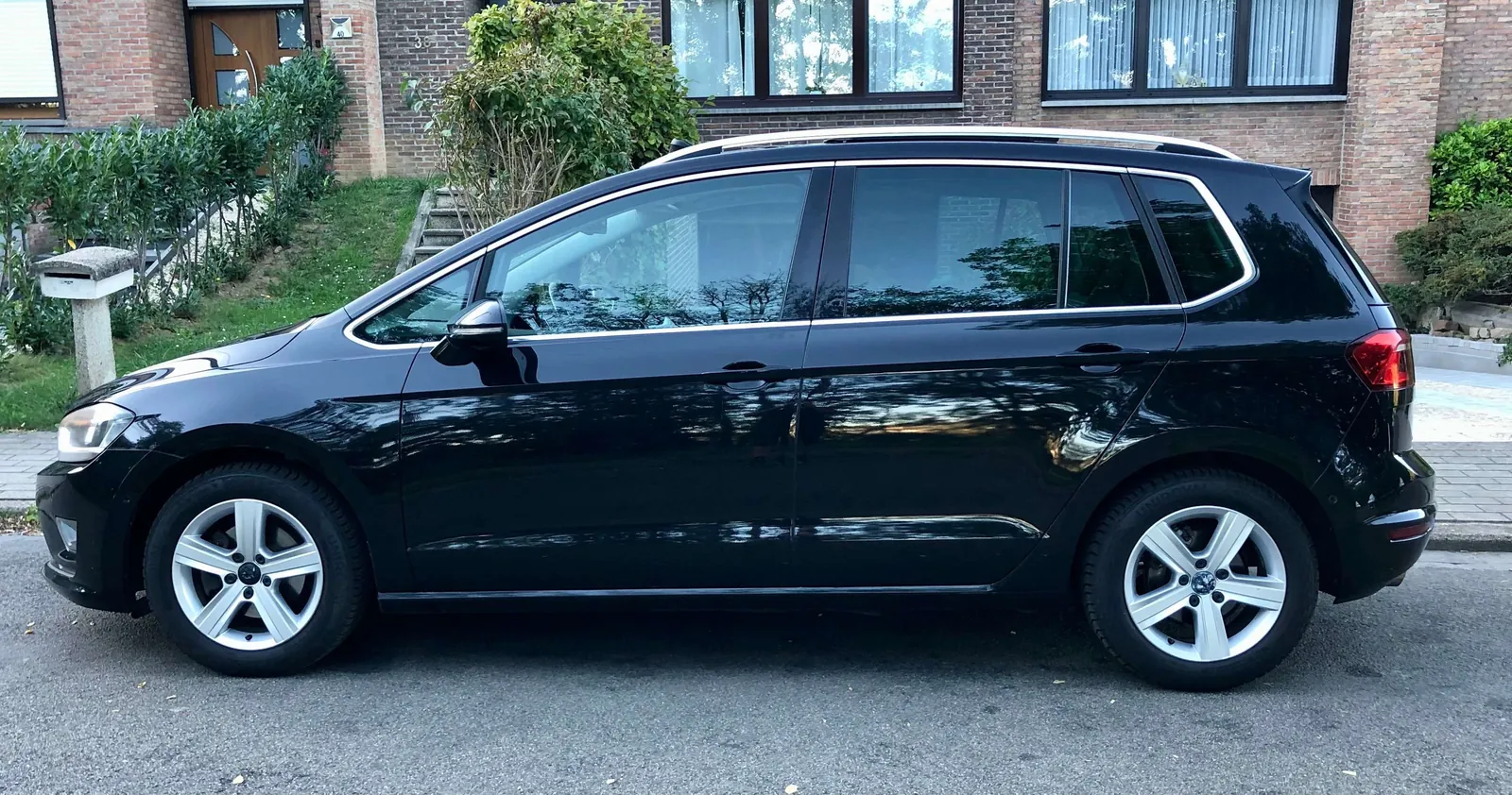 Volkswagen Golf Sportsvan 2014 photo 4