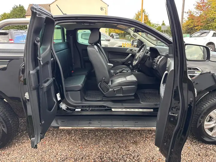 Ford Ranger 2022 photo 2