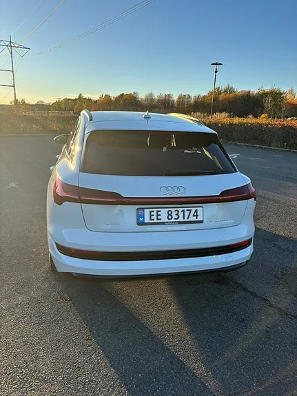 Audi E-Tron 2023 photo 4