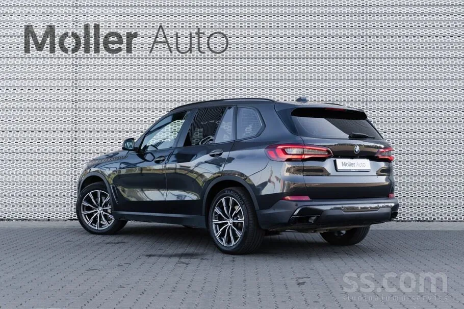 BMW X5 2023 photo 3