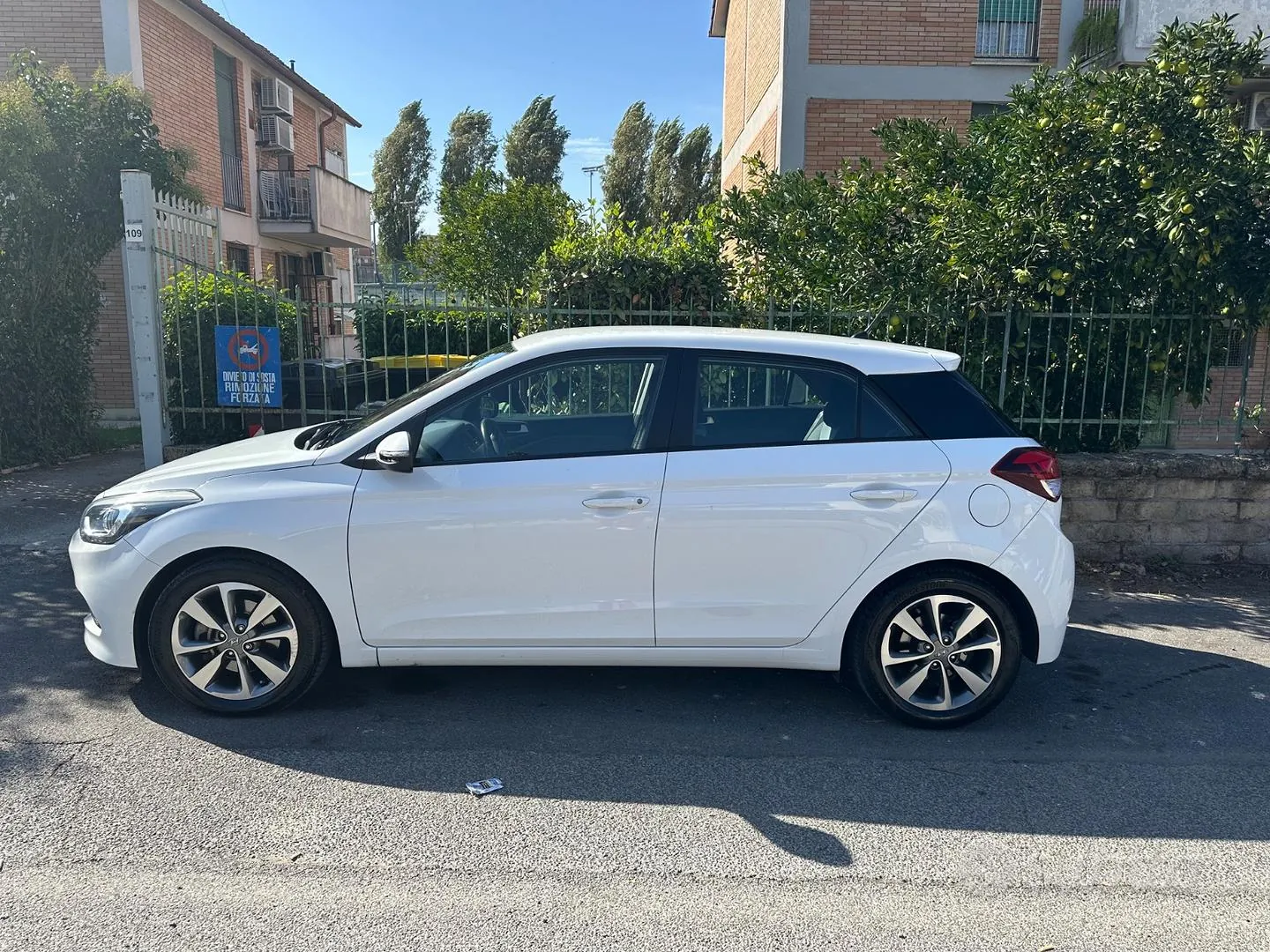Hyundai I20 2015 photo 2