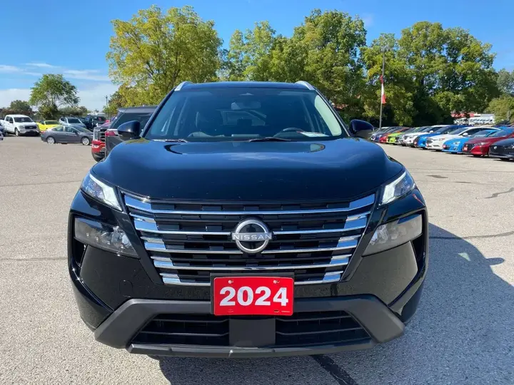 Nissan Rogue 2024 photo 4