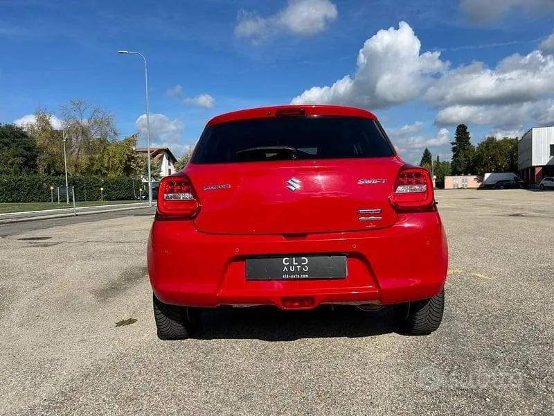 Suzuki Swift 2023 photo 3