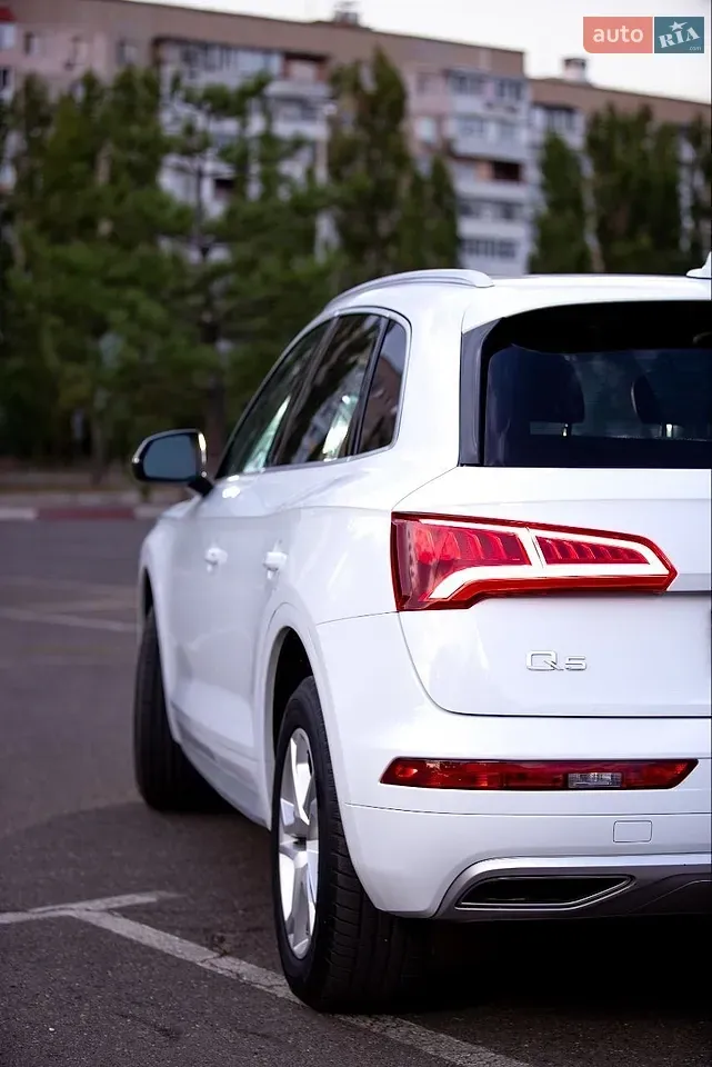 Audi Q5 2019 photo 5