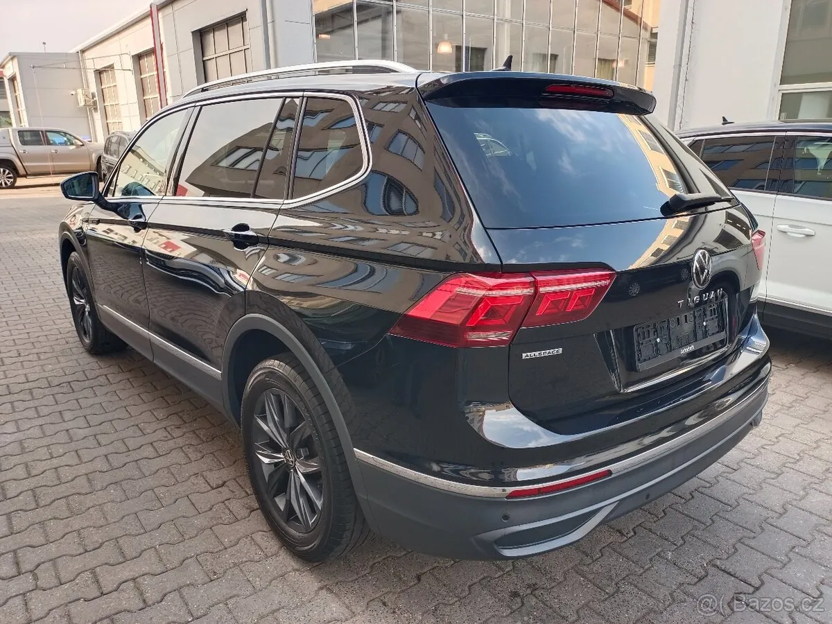 Volkswagen Tiguan Allspace 2022 photo 3