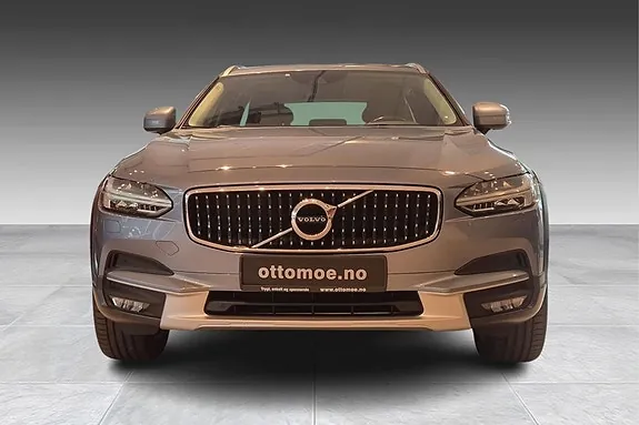 Volvo V90 Cross Country 2018 photo 2