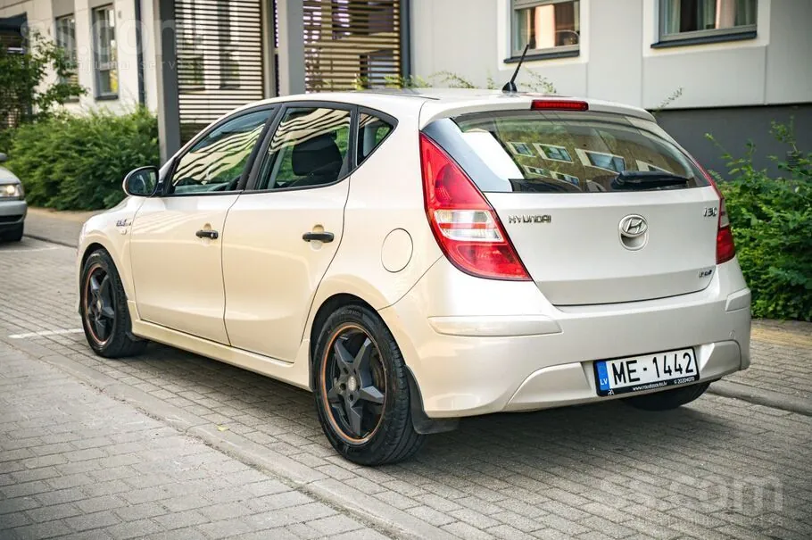 Hyundai I30 2011 photo 4