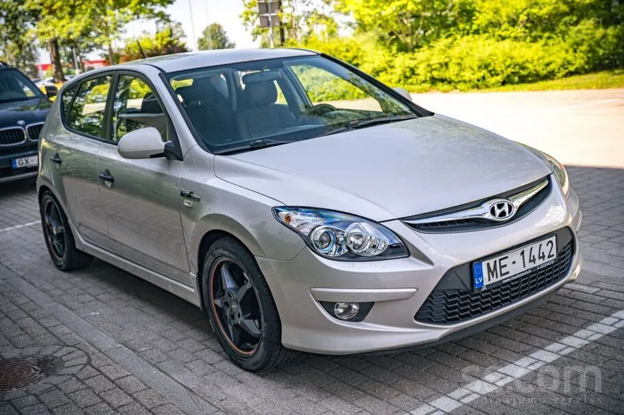 Hyundai I30 2011 photo 3