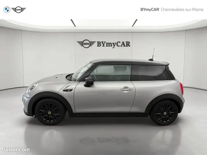 BMW Mini 2023 photo 2