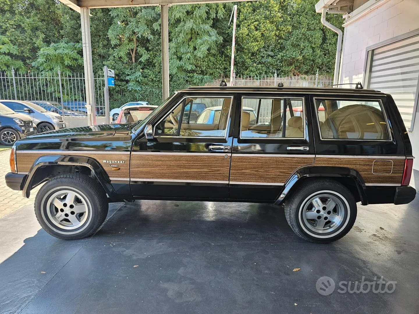 Jeep Wagoneer Cherokee 1989 photo 4
