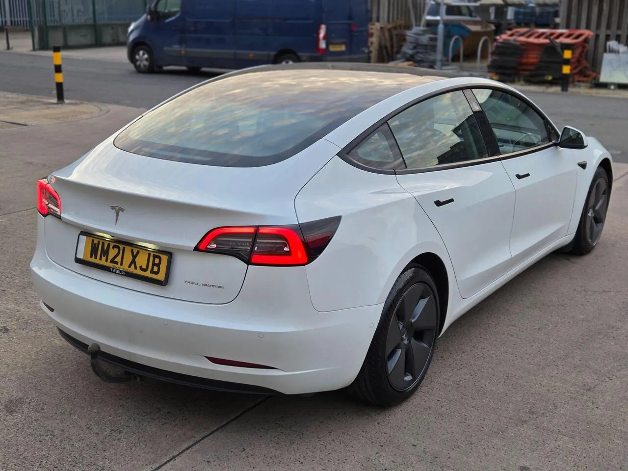Tesla Model 3 2021 photo 3