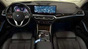 BMW 3 Series 2023 photo 3