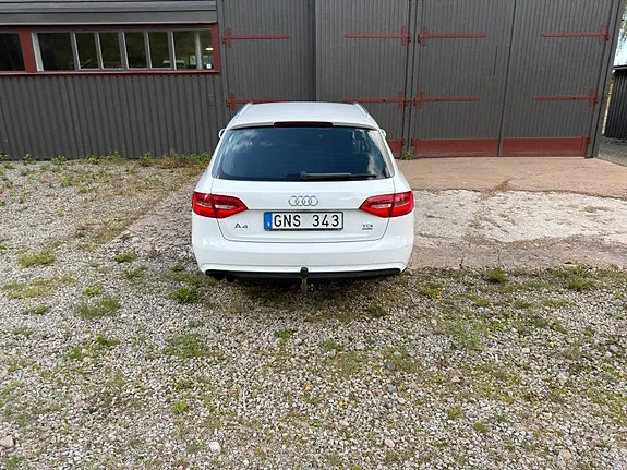 Audi A4 2013 photo 4