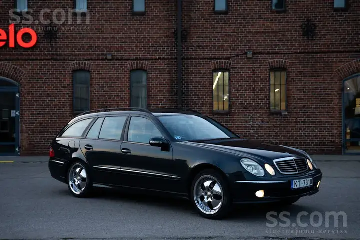 Mercedes-Benz E220