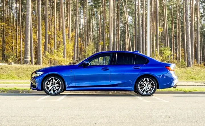 BMW 318 2019 photo 5