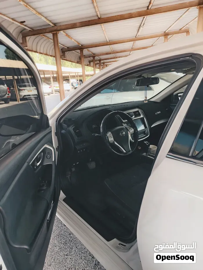 Nissan Altima 2017 photo 3