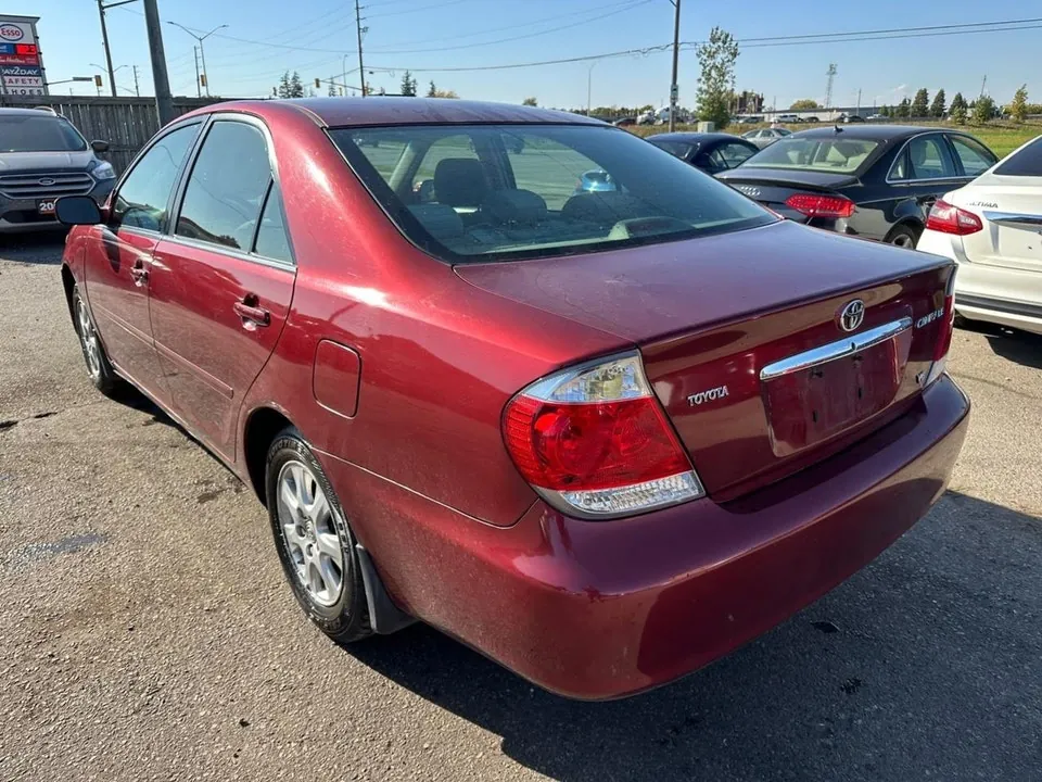 Toyota Camry 2005 photo 2