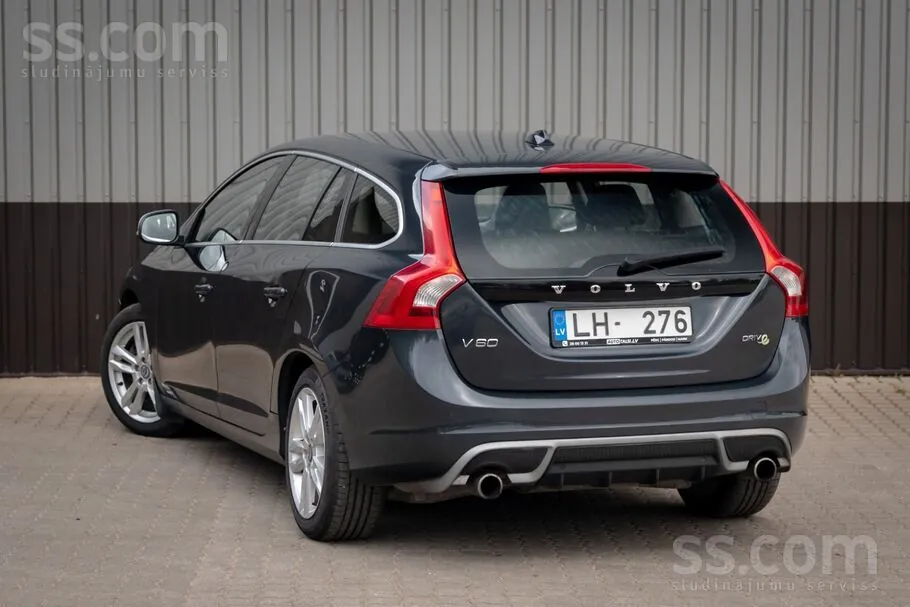 Volvo V60 2012 photo 4