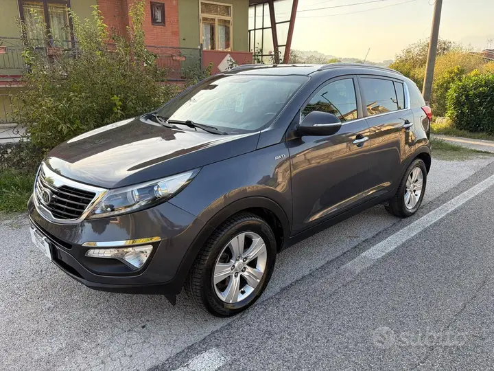 Kia Sportage 2012 photo 2