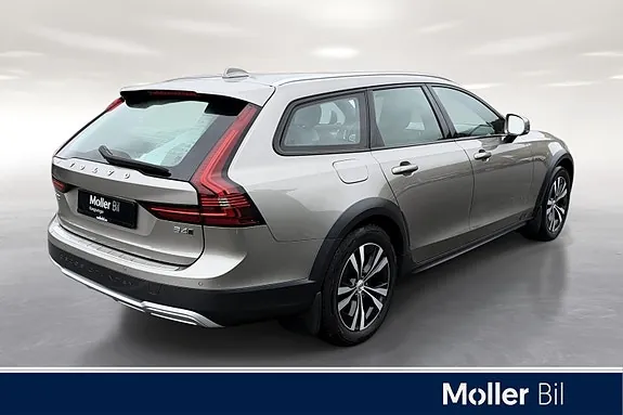 Volvo V90 Cross Country 2021 photo 5