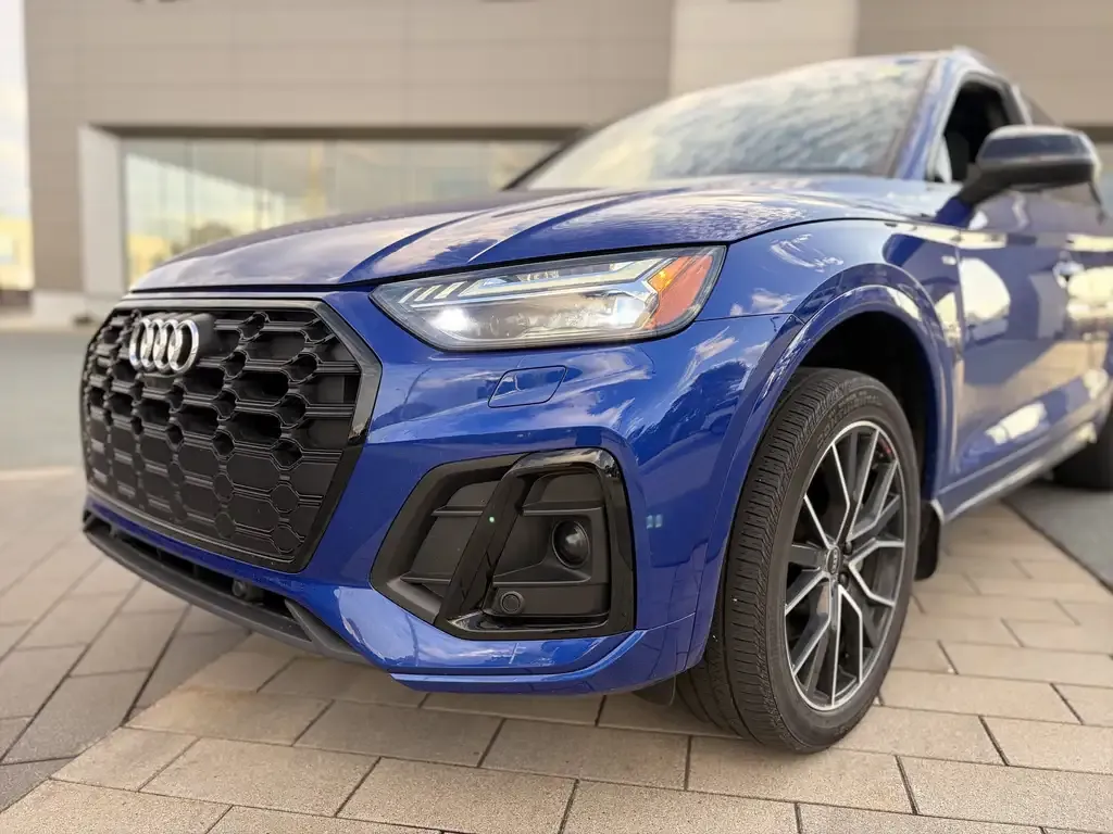 Audi Q5 2023 photo 2