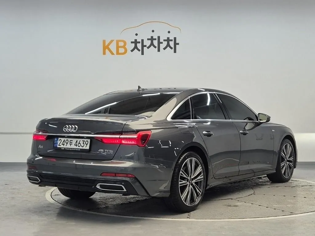 Audi A6 2023 photo 3