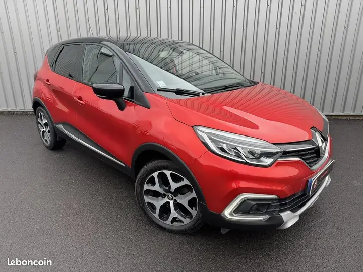 Renault Captur 2018 photo 2