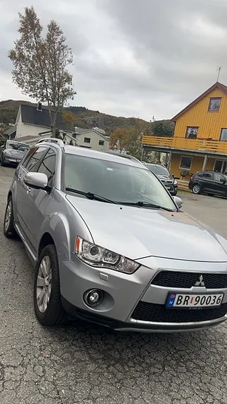 Mitsubishi Outlander 2010 photo 3