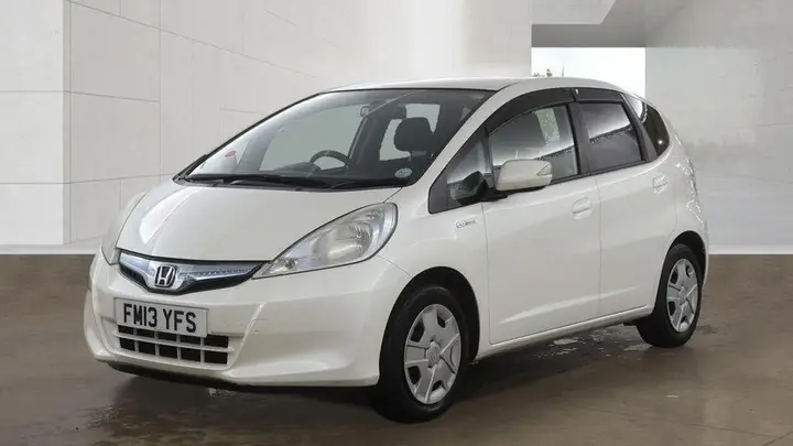 Honda Jazz 2013 photo 2