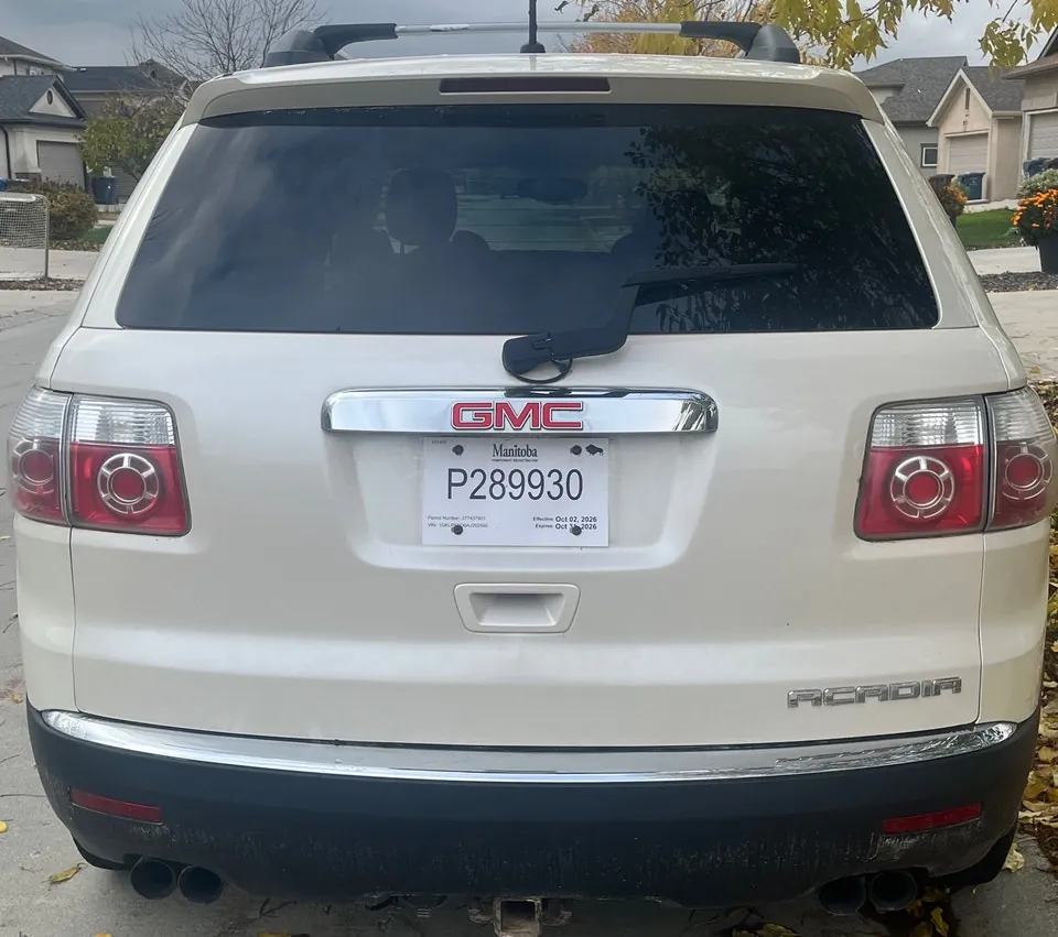 GMC Acadia 2010 photo 4