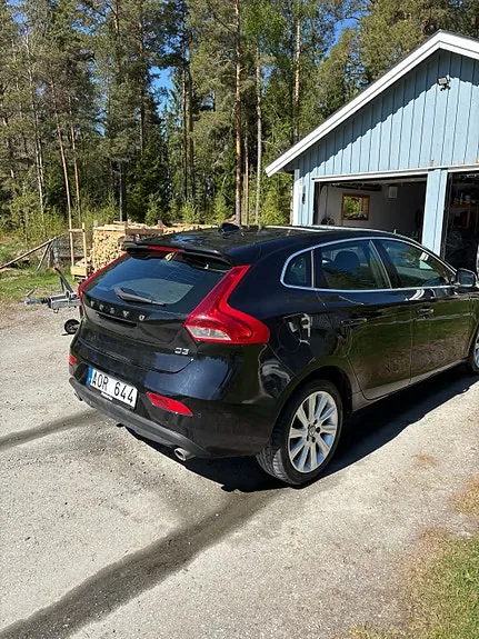 Volvo V40 2014 photo 2