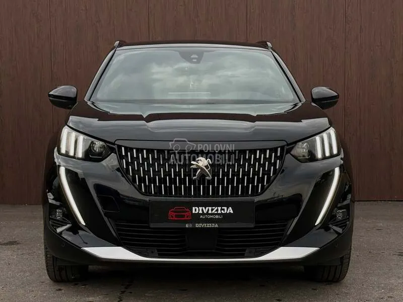 Peugeot 2008 2021 photo 5
