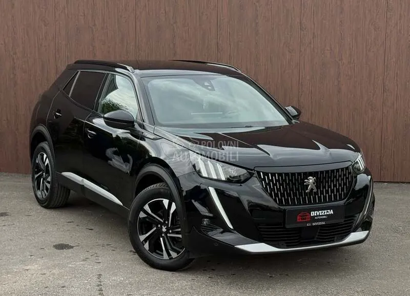 Peugeot 2008 2021 photo 4