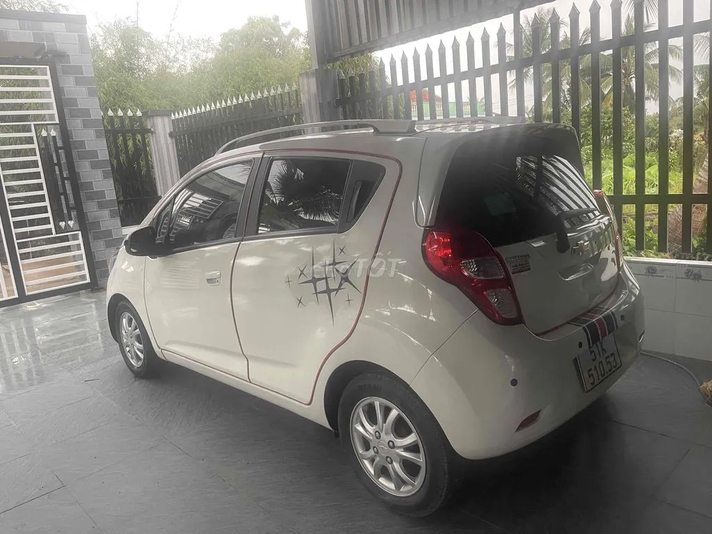 Chevrolet Spark 2018 photo 2