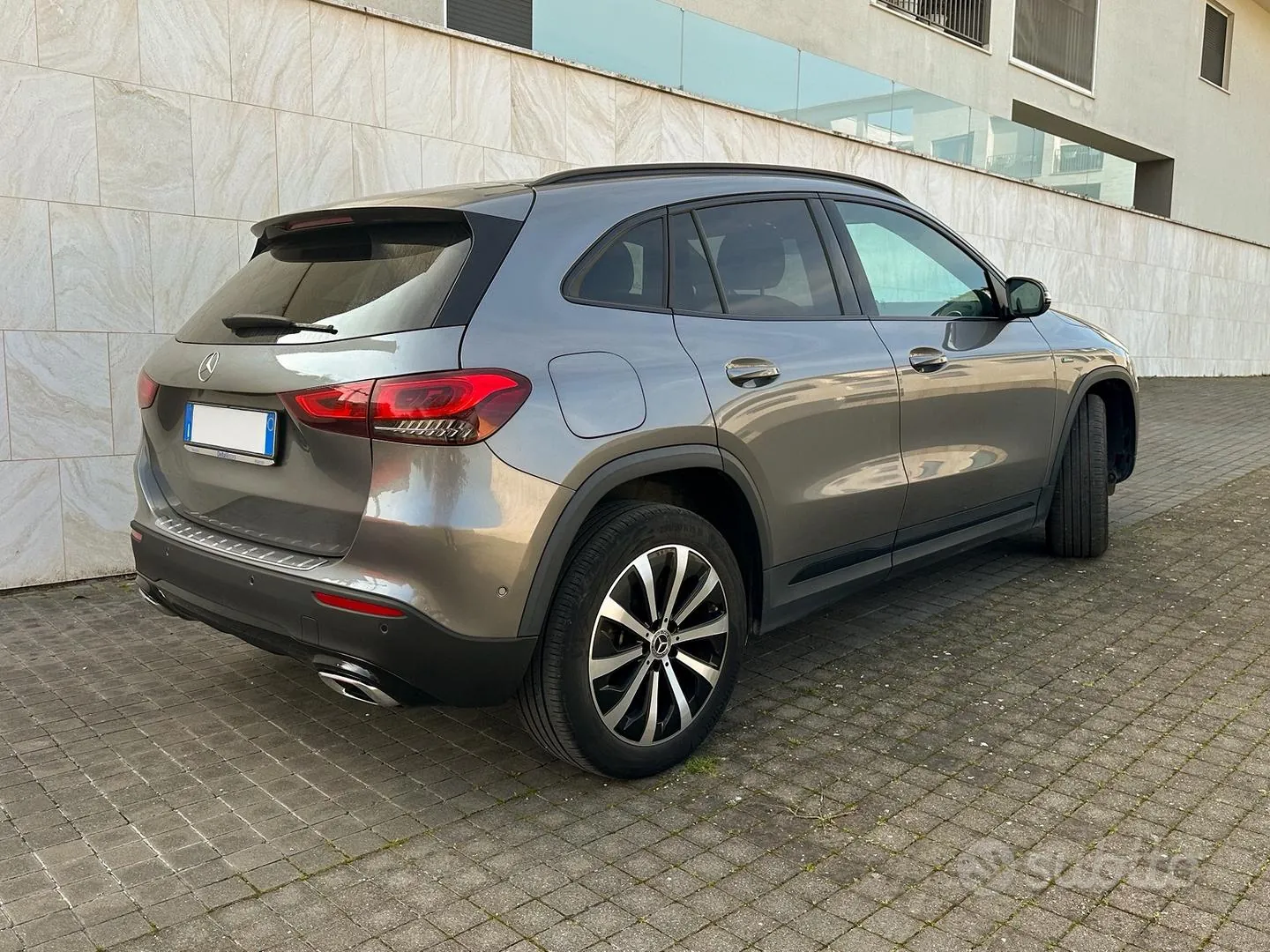 Mercedes-Benz Eq Power 2020 photo 4