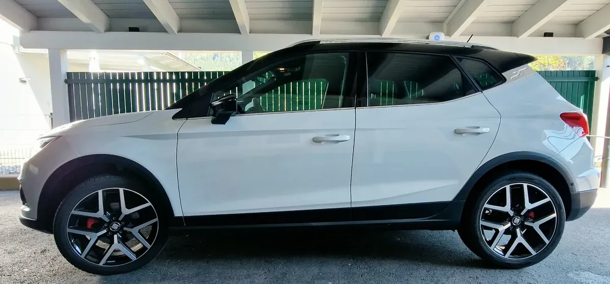 Seat Arona 2021 photo 2
