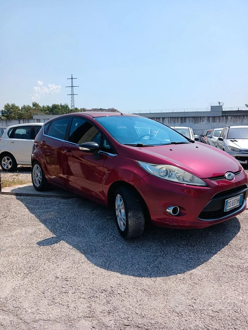 Ford Fiesta 2009 photo 5