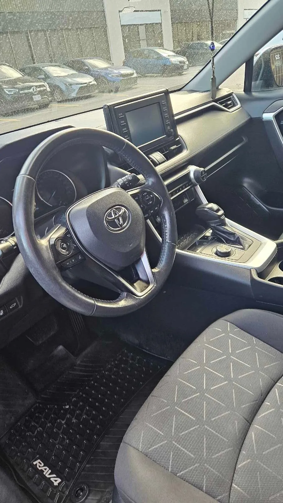Toyota Rav4 2021 photo 3
