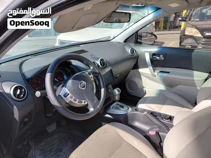 Nissan Qashqai 2012 photo 5