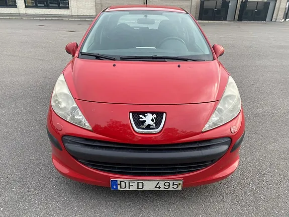Peugeot 207 2008 photo 5